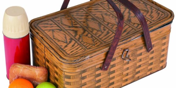 picnic hamper