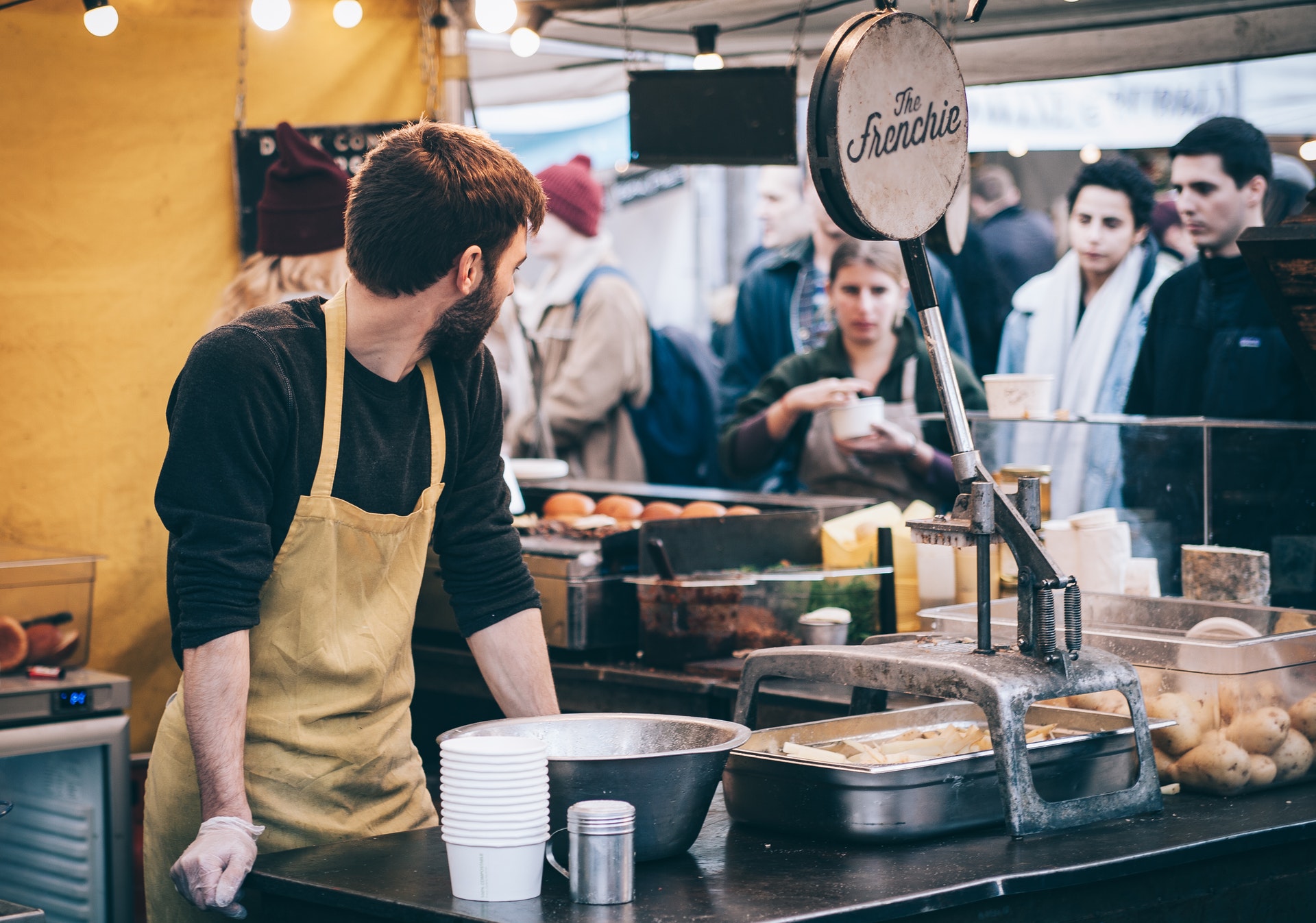 Using Food & Drink Festivals To Benefit Your Business