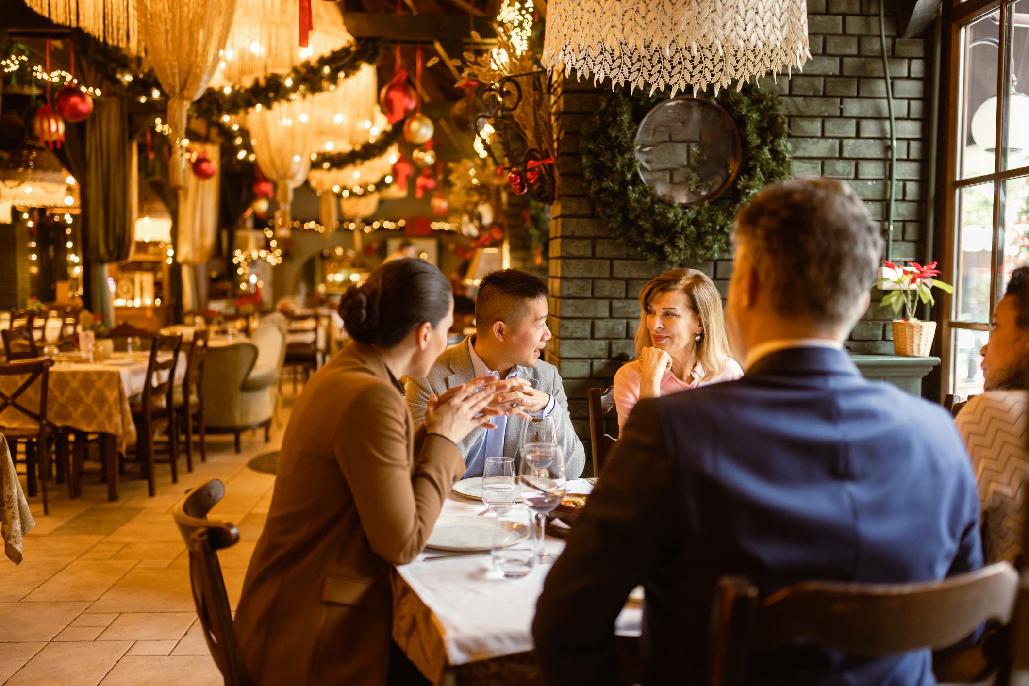 Commercial Christmas Guide: Transform Your Business For The Christmas Period